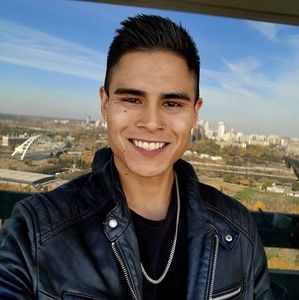 Meet your Posher, Sam